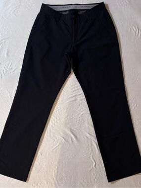 Under Armour Men’s Black Chino-Style Performance Pants